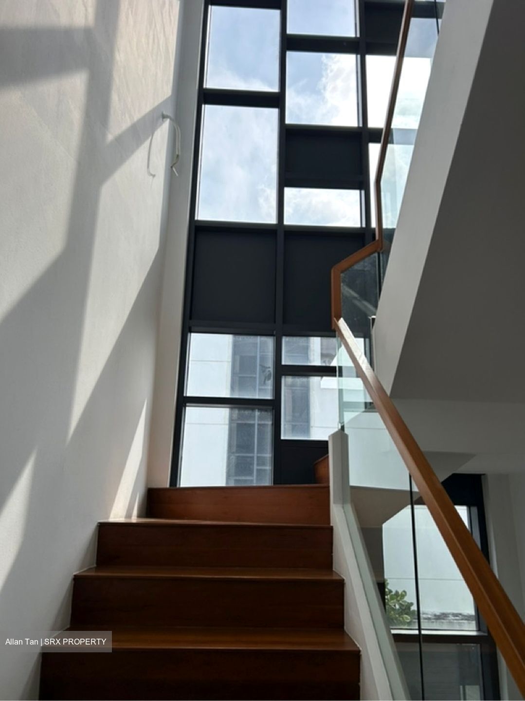 Sunrise Terrace (D28),  #596317441